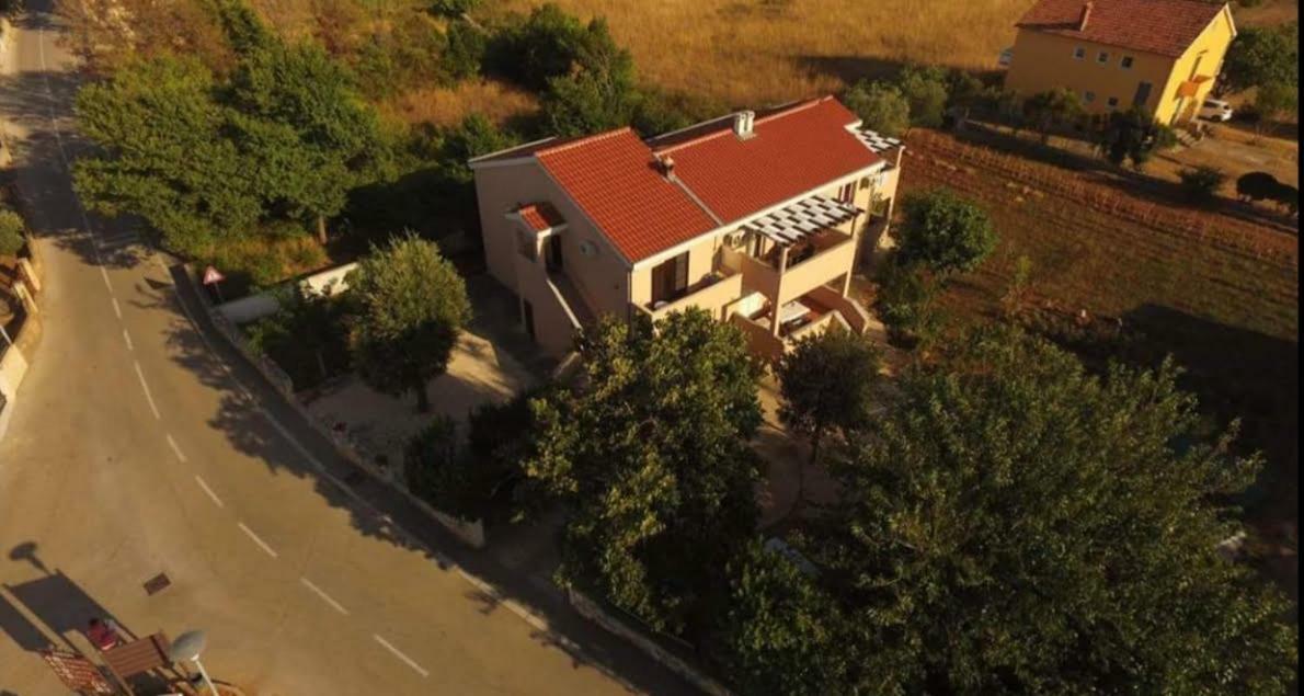 Apartments Ratka ซาตอน ภายนอก รูปภาพ